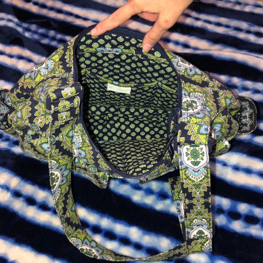 NWOT big Vera Bradley satchel - Picture 3 of 4